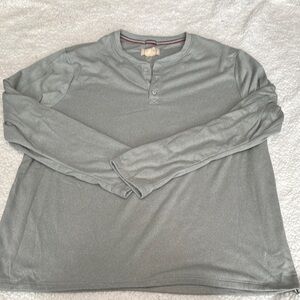 Boston Traders Gray Long Sleeve Tee Soft Fabric Relaxed Fit